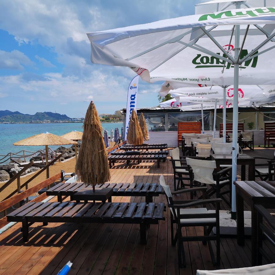 Point Ephemere Beachfront Apartments Città di Zante Esterno foto